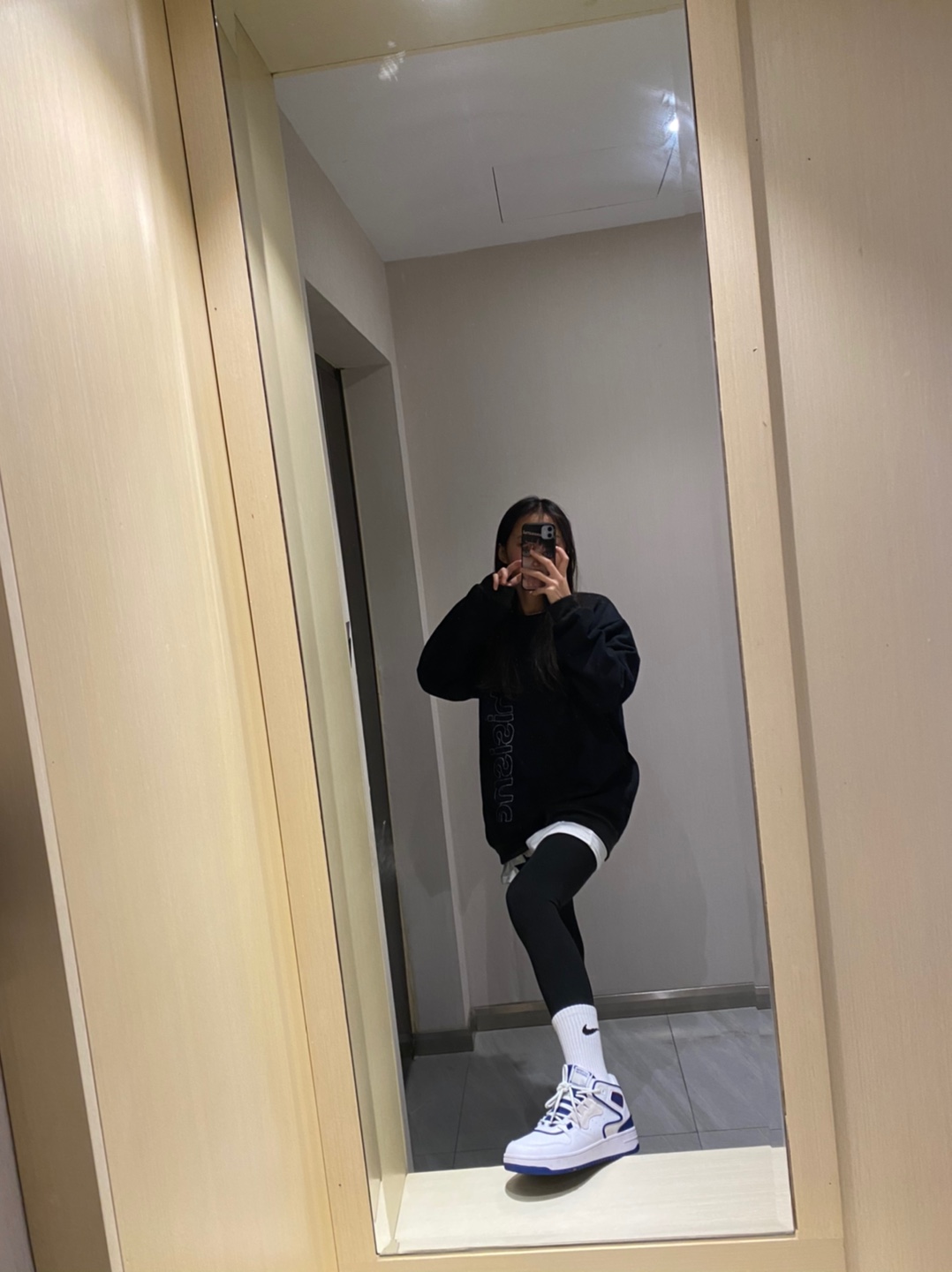 篮球跑步运动训练中筒袜分享
