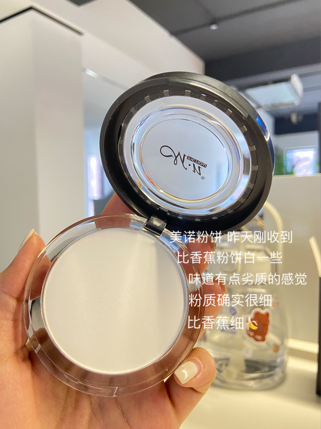 展示下打工人的包里都有啥！