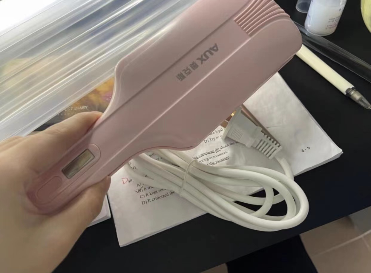 少女心满满的奥克斯卷发器