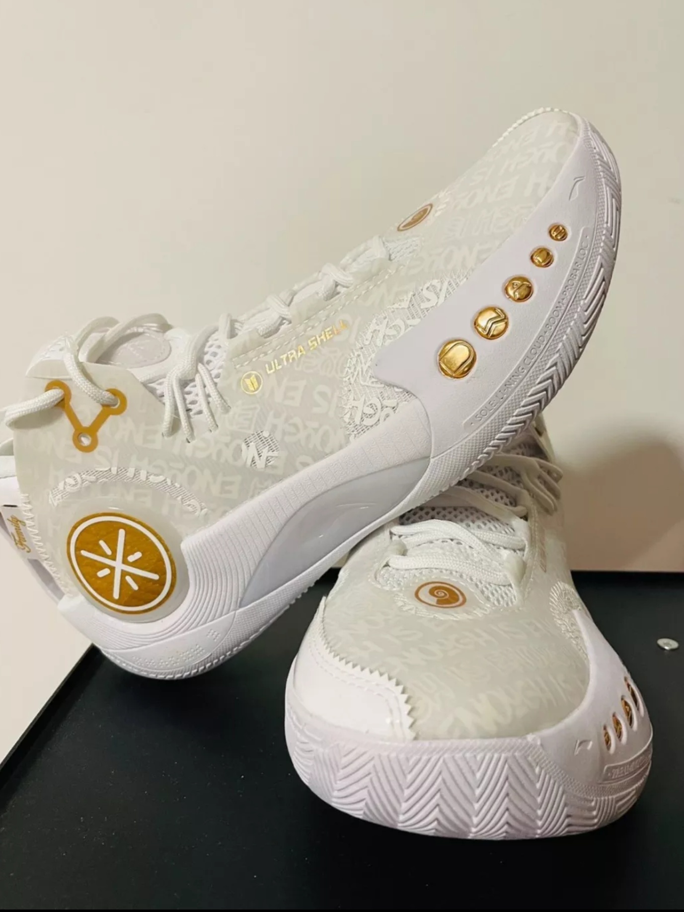 NBA球员上脚球鞋