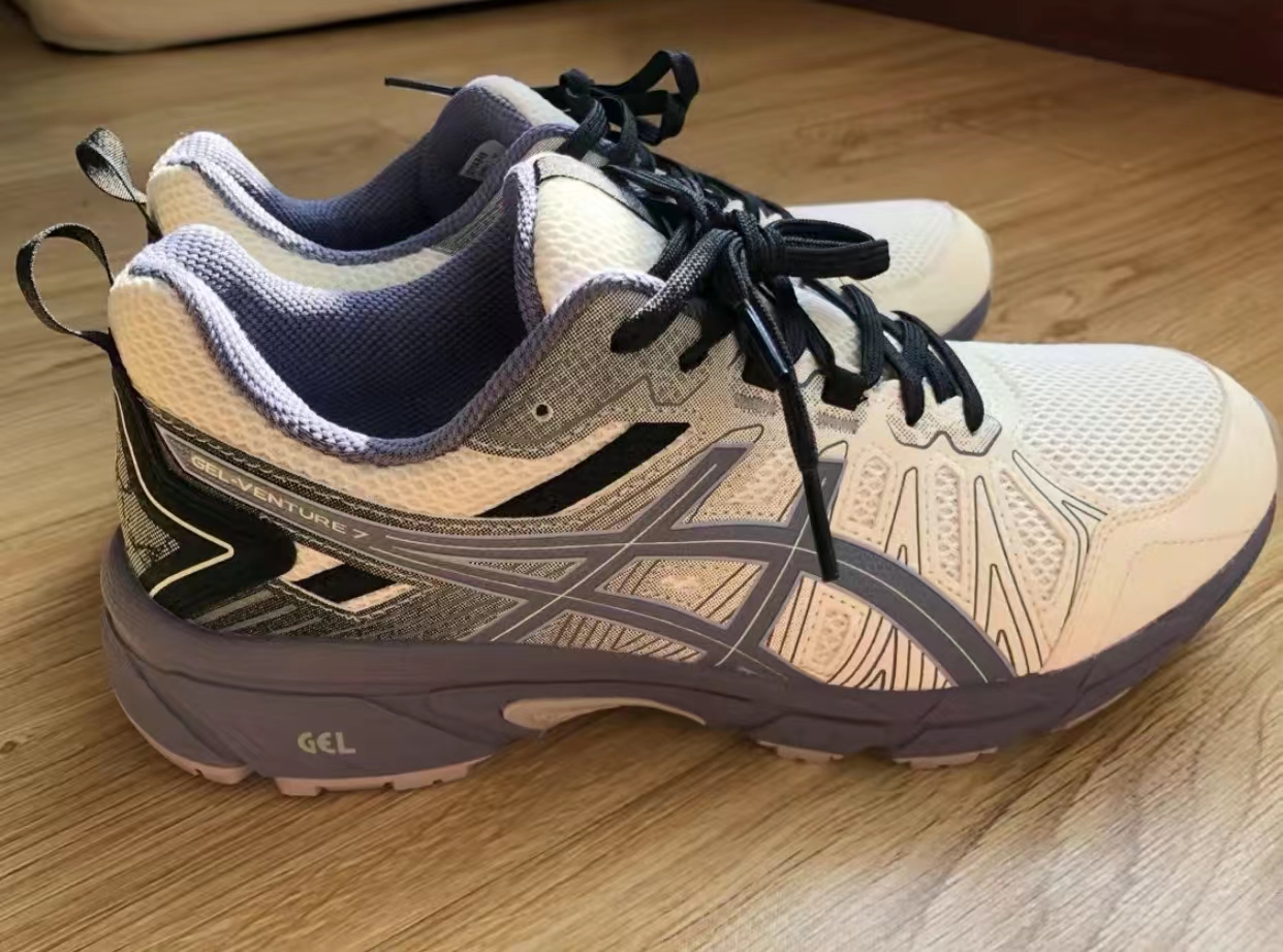 Asics 7，一双很好的跑步鞋