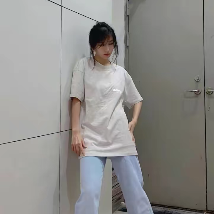 好喜欢这件短袖！简单又好看