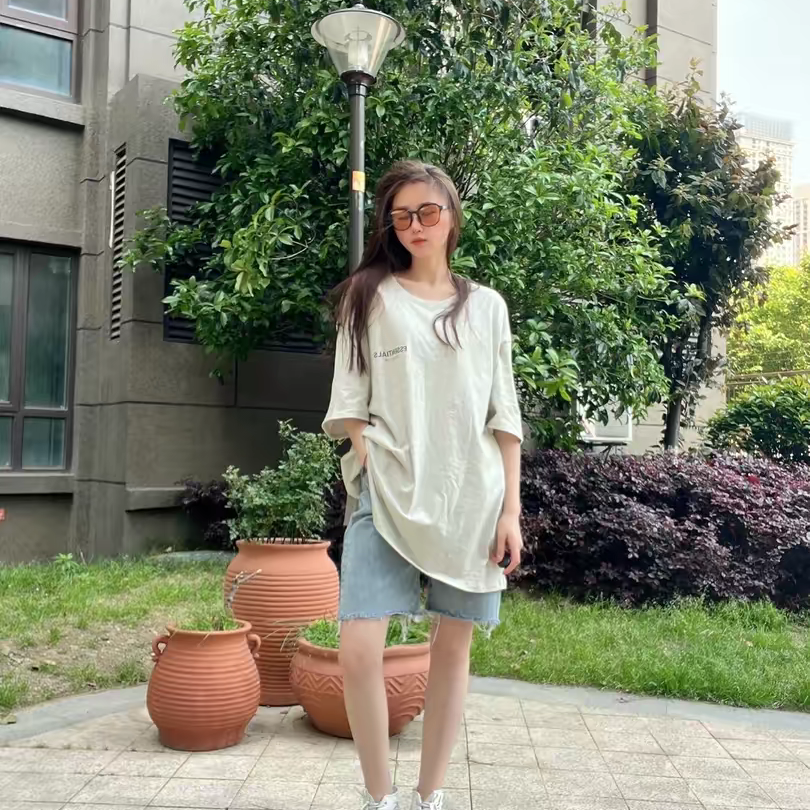 甜酷女孩夏日必备宽松短袖分享
