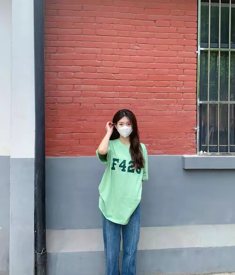 活力又显白的绿色穿搭来啦！！
