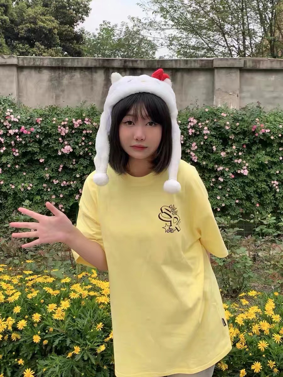 初夏的第一件短袖