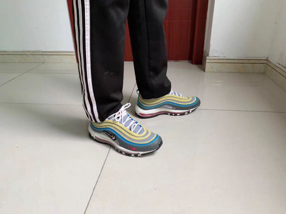 潮人衣柜中不可或缺的单品