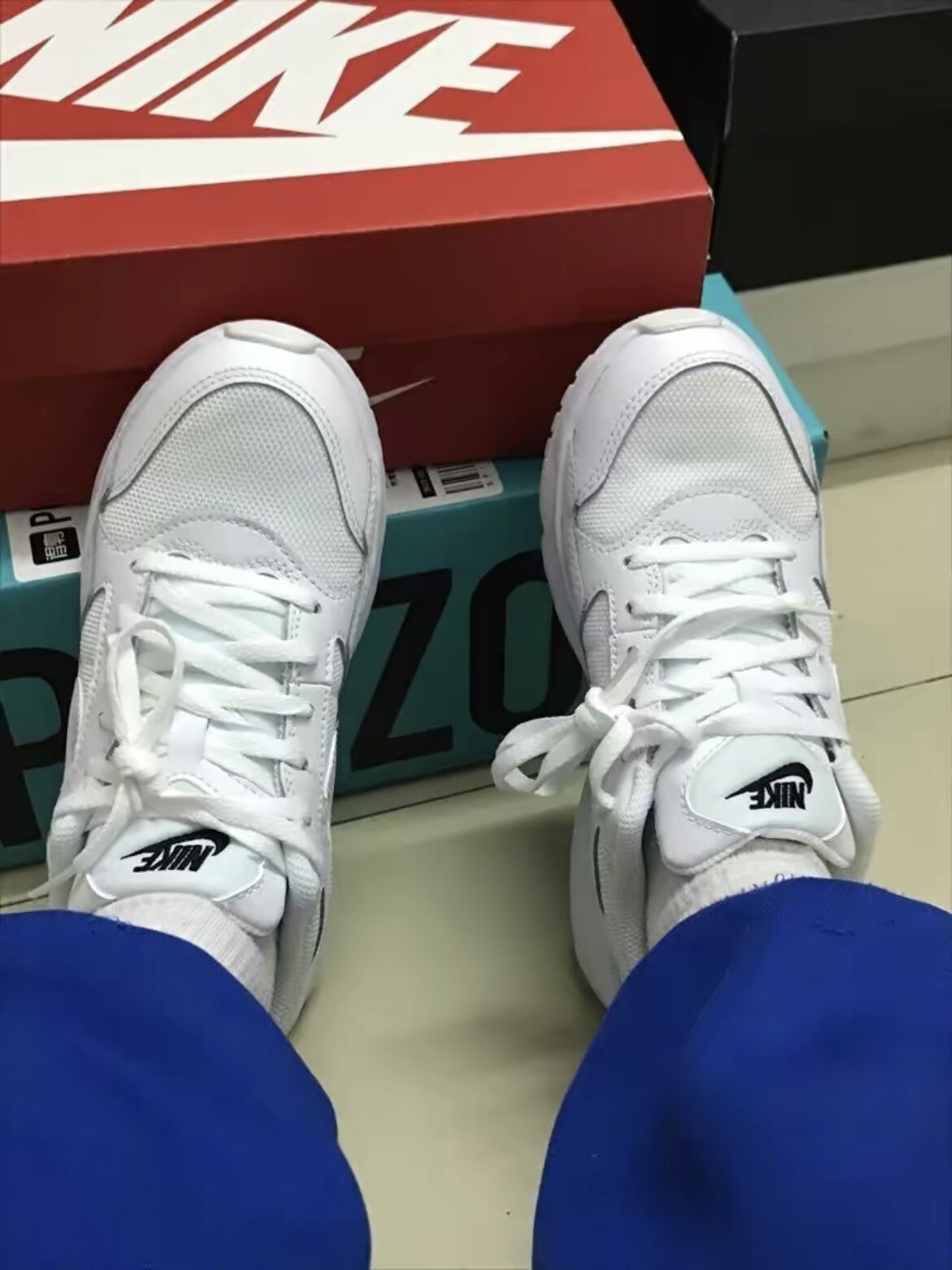 白鞋更适合夏天哦🪅🪅🪅