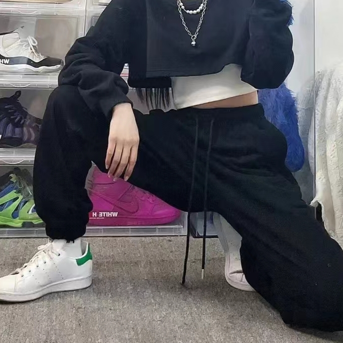 这双鞋真的特别显眼，绿尾是我的最爱
