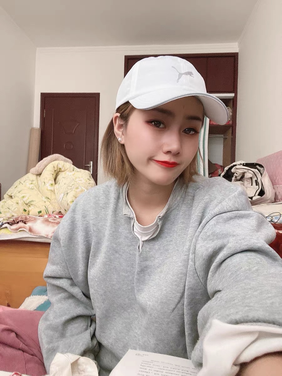Puma 显白减龄穿搭