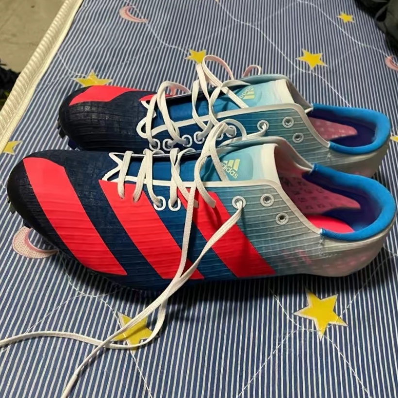 阿迪达斯高性能跑鞋推荐
