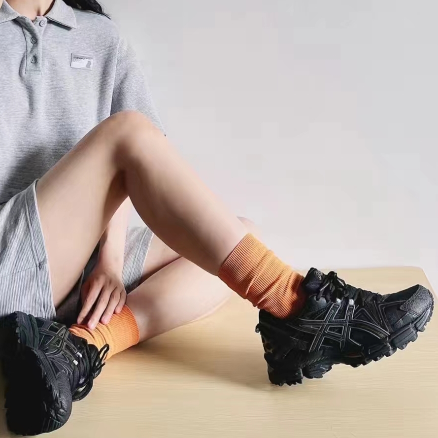 只有鞋底硬了点，这个网面超级舒服