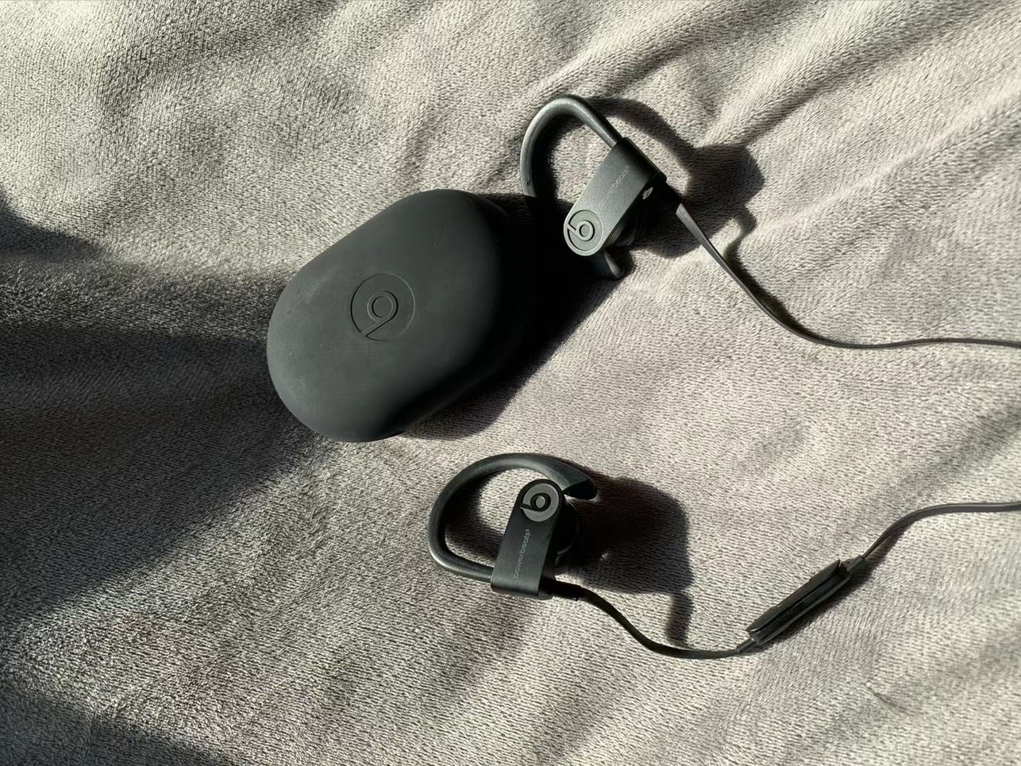 性价比超高的Beats Wireless