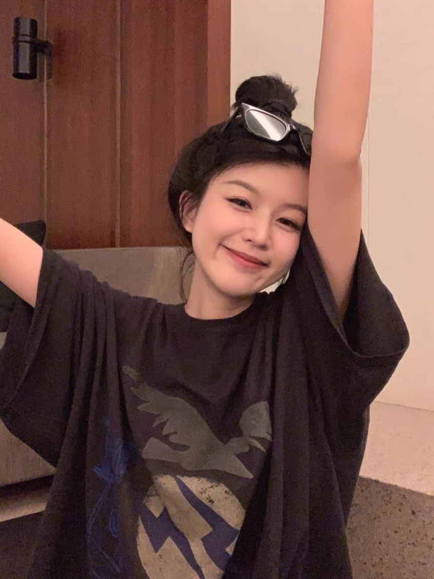 动物印花宽松短袖T恤 男女同款穿搭分享