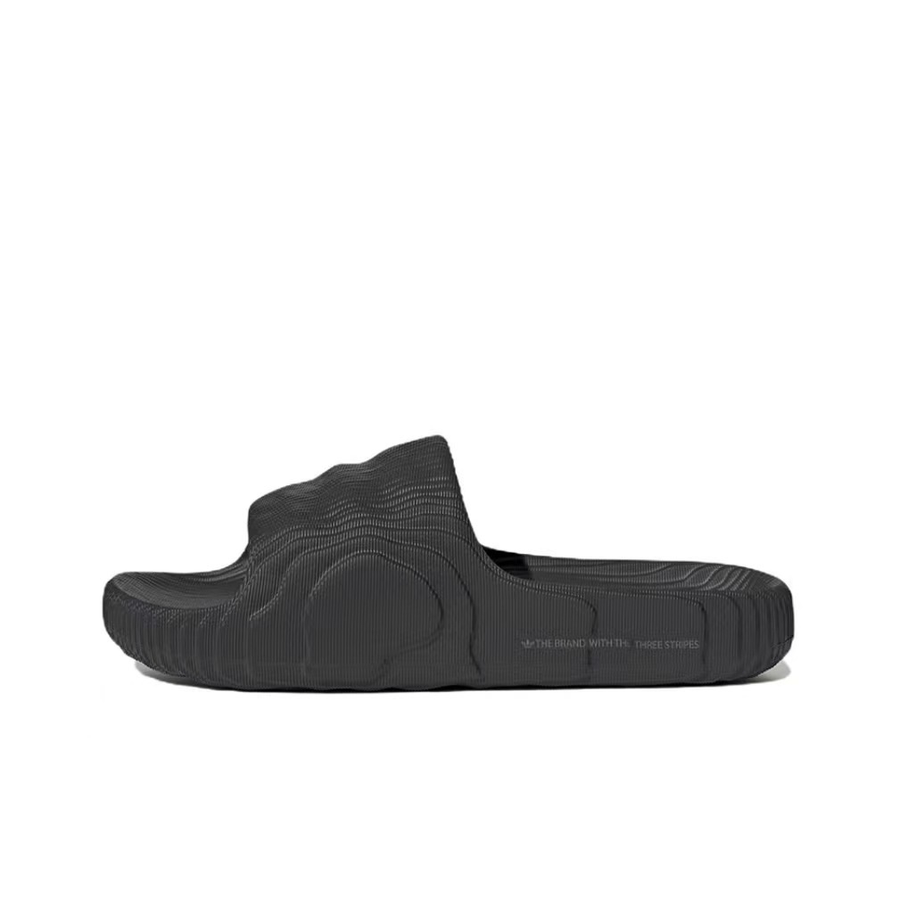 推荐商品：adidas Original Adilette 22 防滑耐磨 舒适轻便 百搭 一字 外穿 拖鞋 黑色
