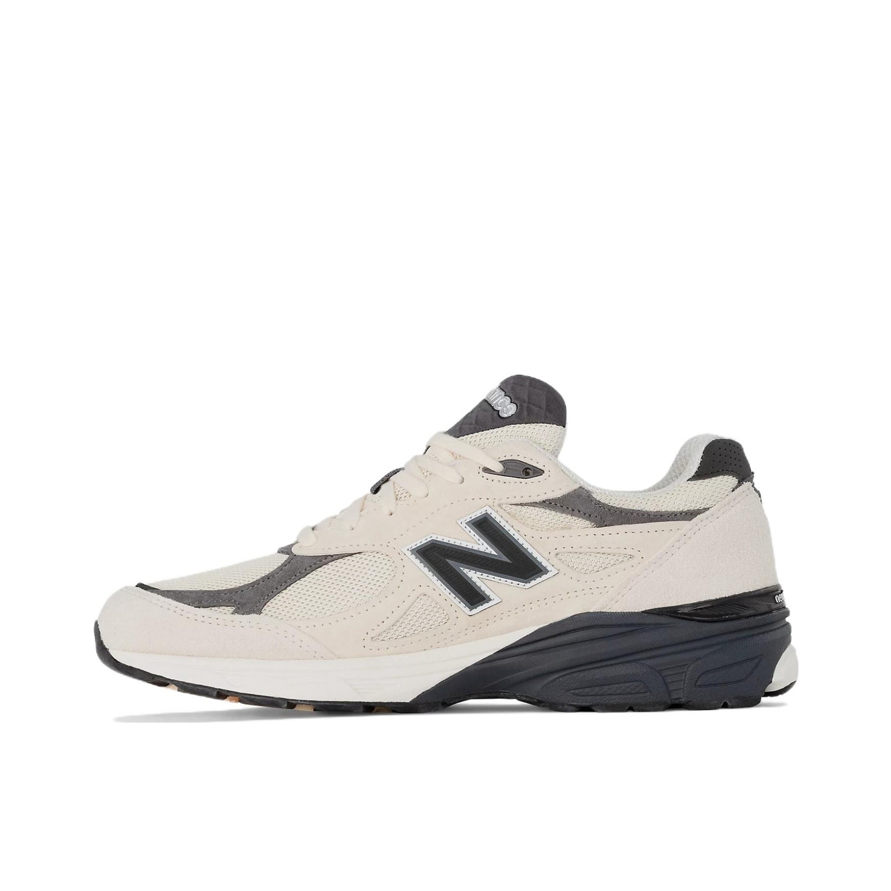 推荐商品：New Balance 990 V3 跑鞋 复古轻便防滑减震透气支撑缓震织物城市通勤圆头 V3/米白/黑色