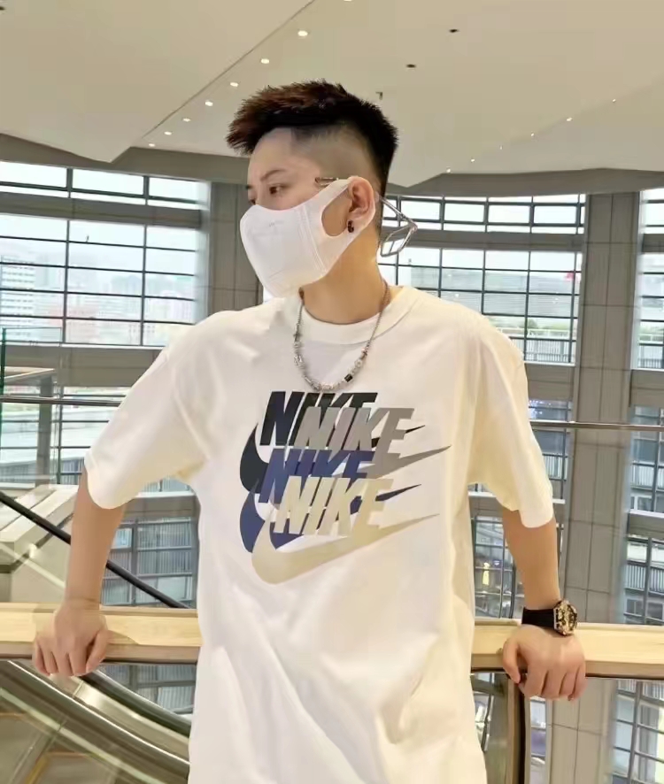 清爽少年感简约穿搭