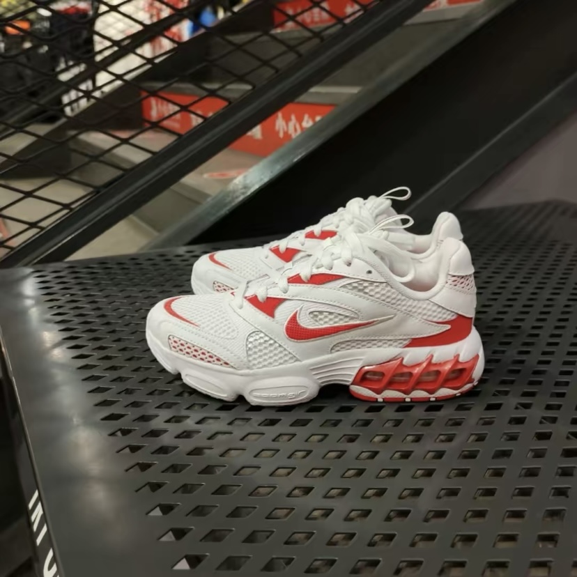 这才是NIKE该有的味道🍃