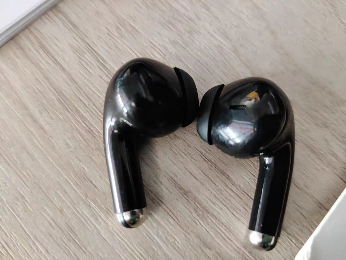 这个价格居然能买到这么好用的耳机