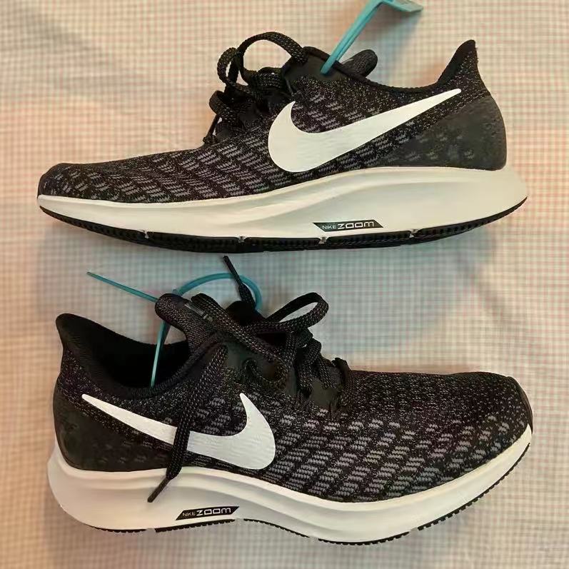 透气又舒适的轻便跑鞋