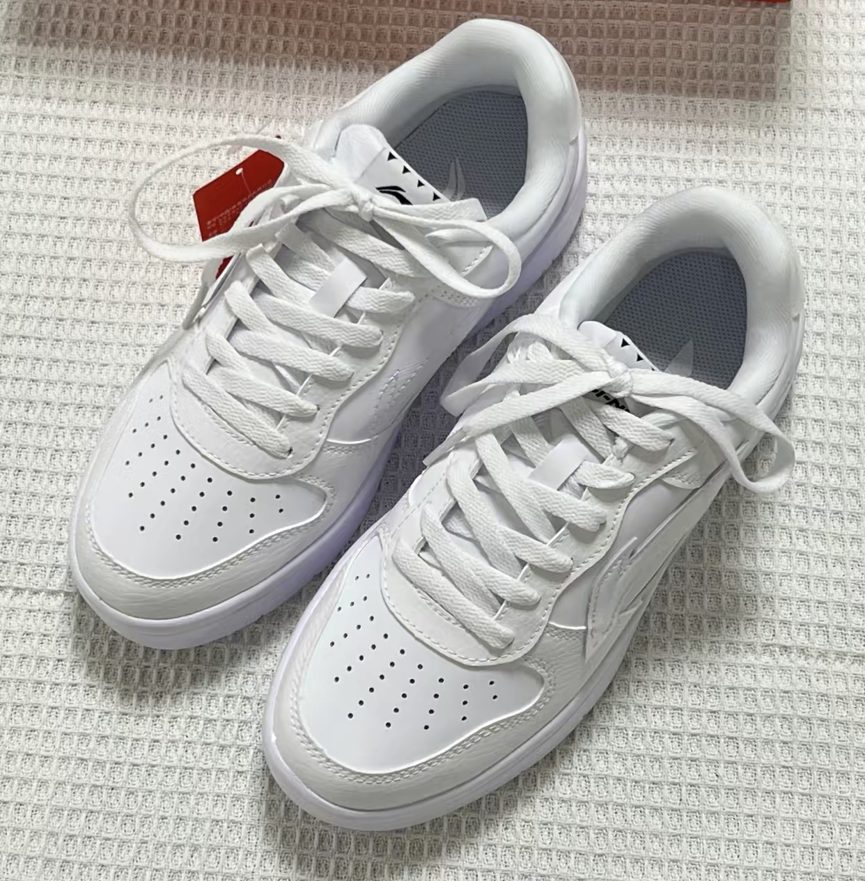 性价比超高的一款鞋子！种草了哈哈哈