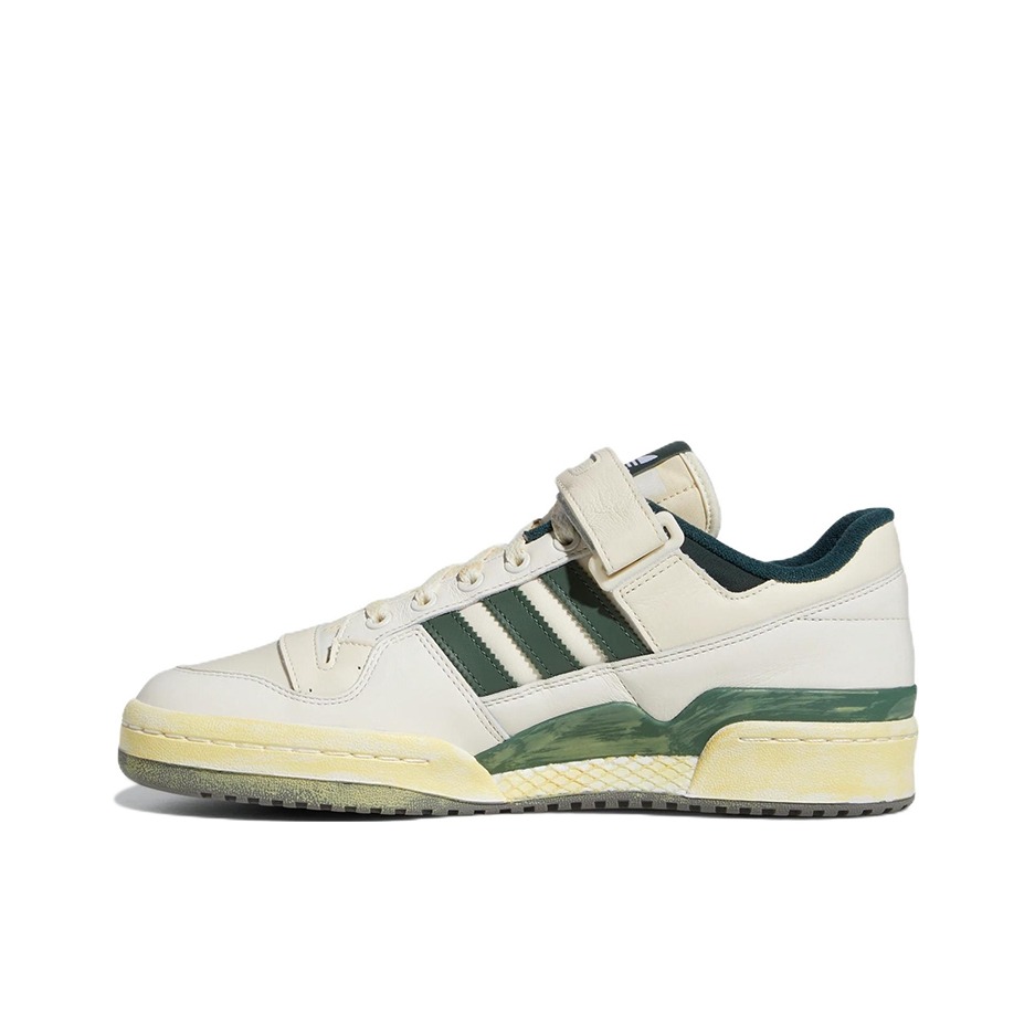 推荐商品：adidas Originals Forum 板鞋 轻便复古防滑时尚魔术贴篮球风薄底包裹性 白色/墨绿