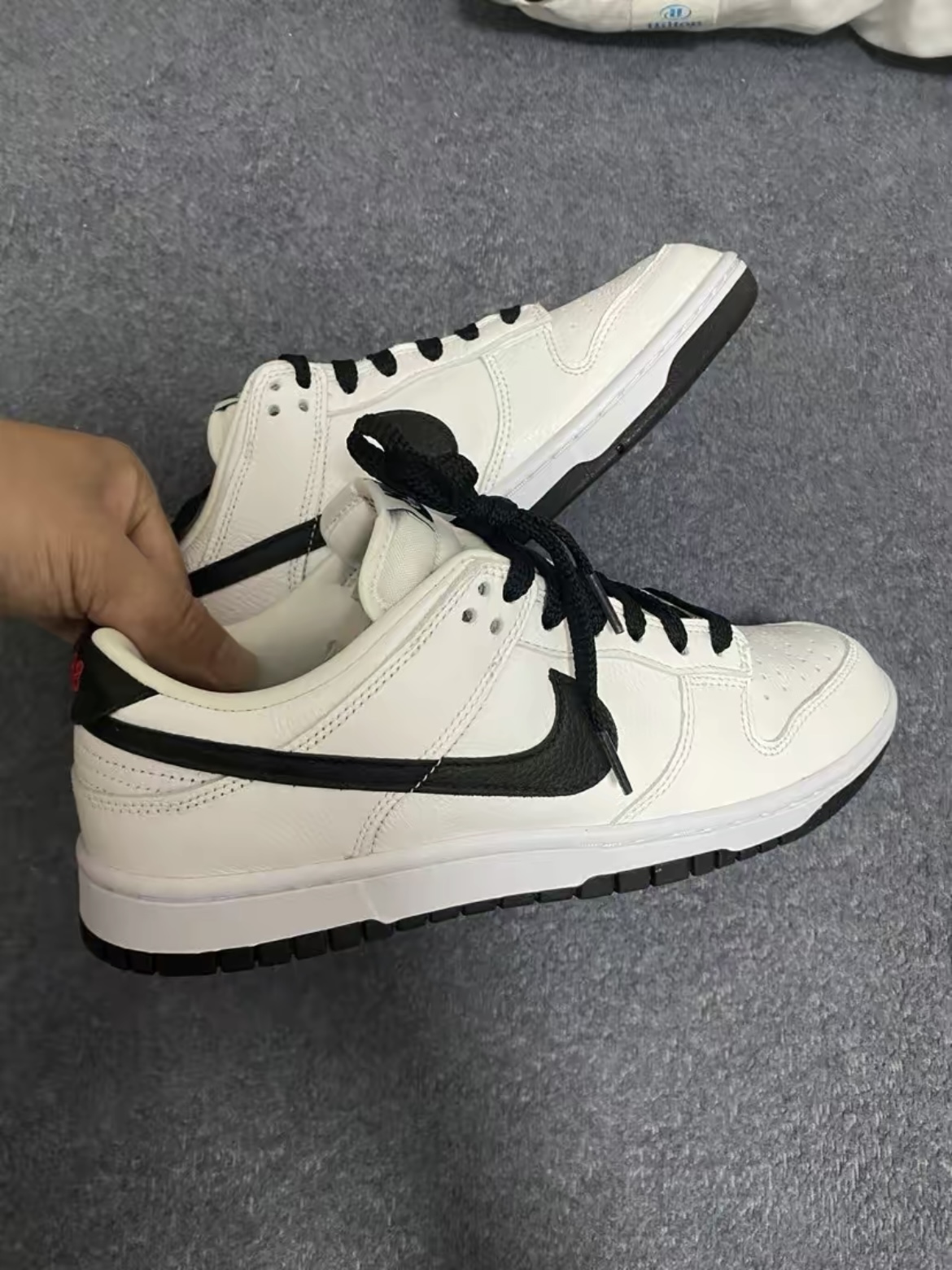 👒👒👒黑白百搭的DUNK SB了解一下？