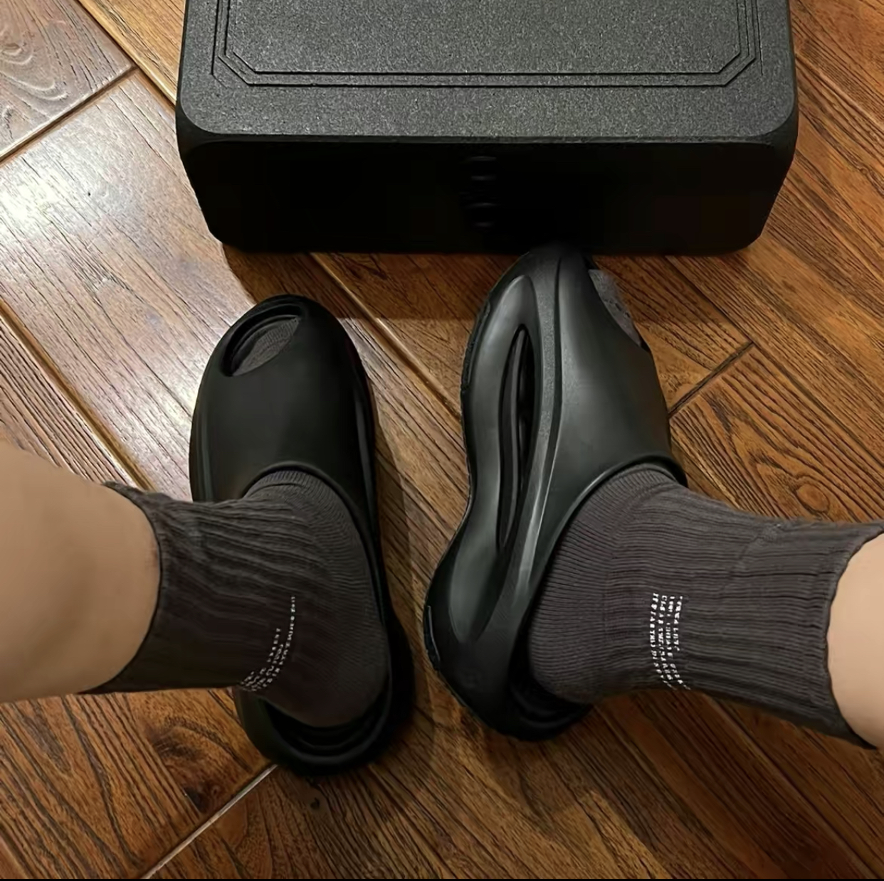 穿着很舒服。颜色挺好看的