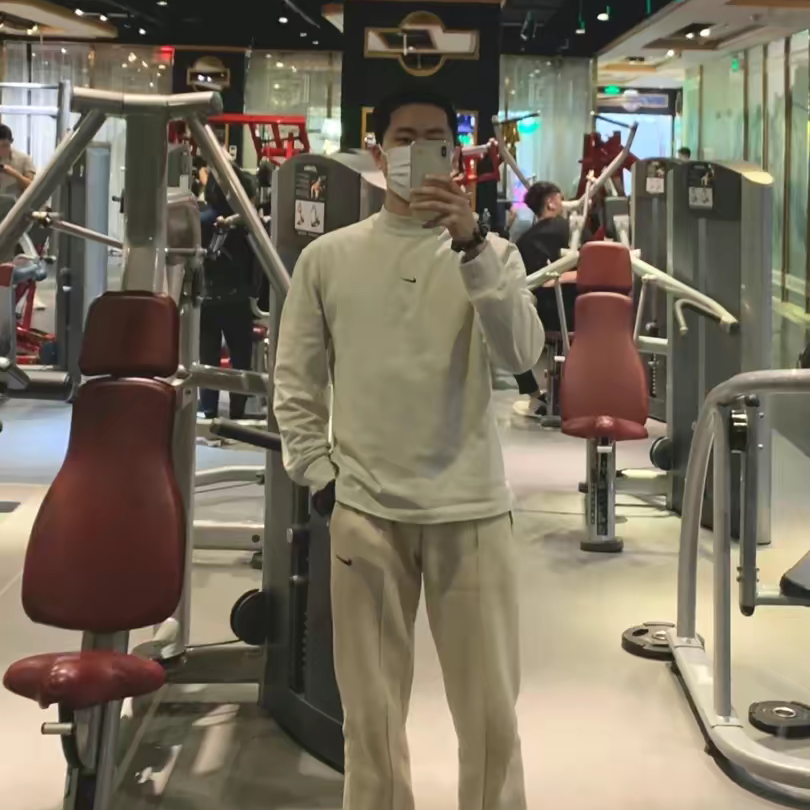 OOTD 这件卫衣也太绝了吧