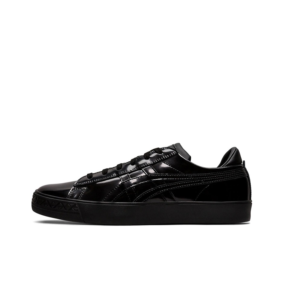 推荐商品：Onitsuka Tiger Fabre Bl-S 2.0 耐磨防滑 复古时尚 运动 板鞋 纯黑