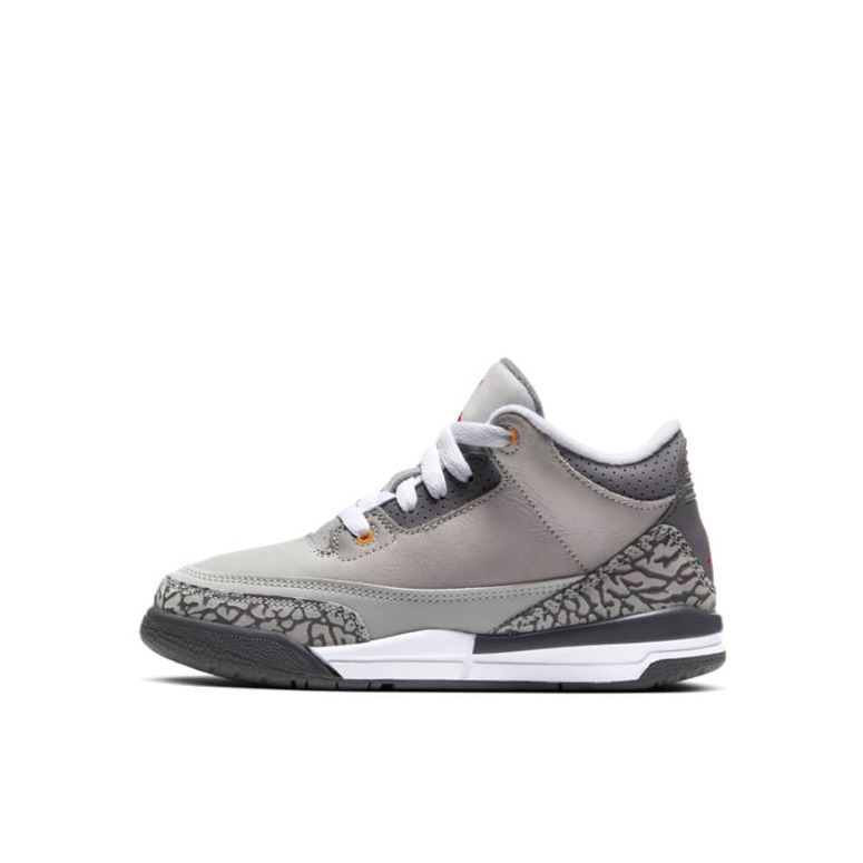 推荐商品：Air Jordan 3 时尚潮流 复古百搭 舒适防踢 防滑耐磨 透气 运动鞋儿童 小童/灰色