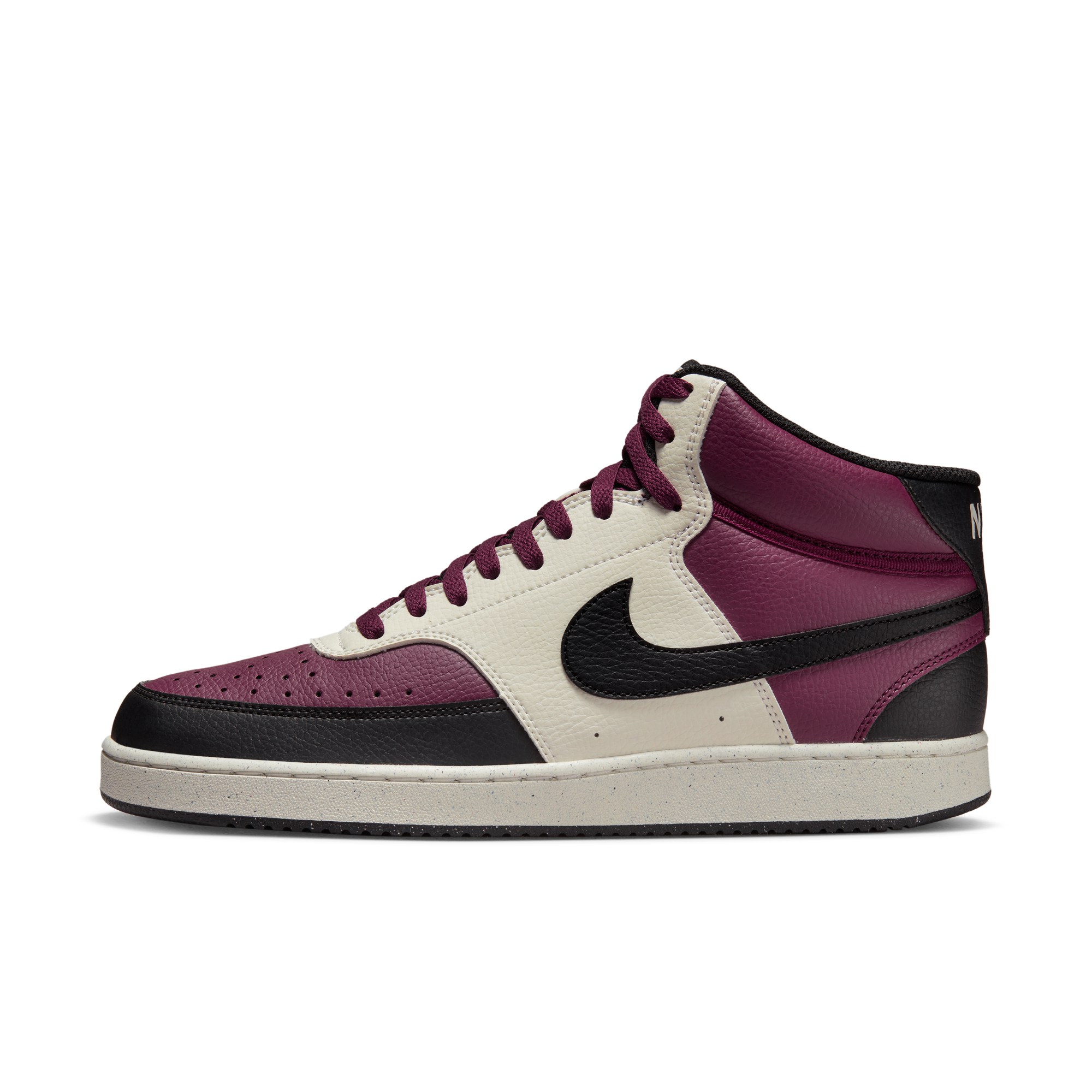 推荐商品：Nike Court Vision 板鞋 复古缓震抓地防滑轻便 中帮/甜菜红/黑色/白色