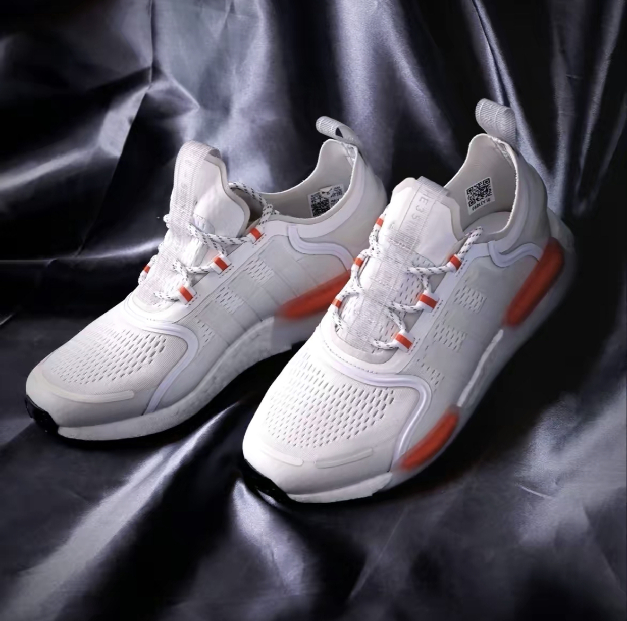 鞋柜常备鞋款 ladidas Originals NMD V3