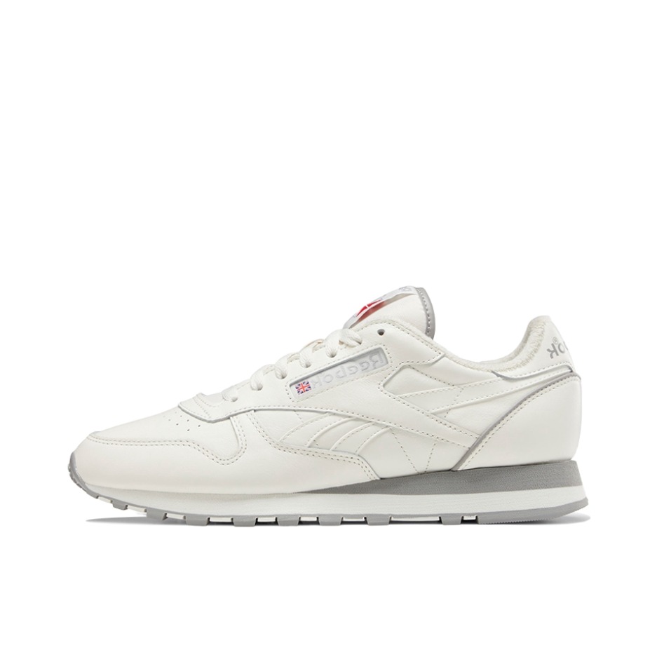 推荐商品：Reebok/锐步 Classic Leather 跑鞋 休闲复古减震回弹防滑耐磨低帮合成革织物轻便 杏色/灰色