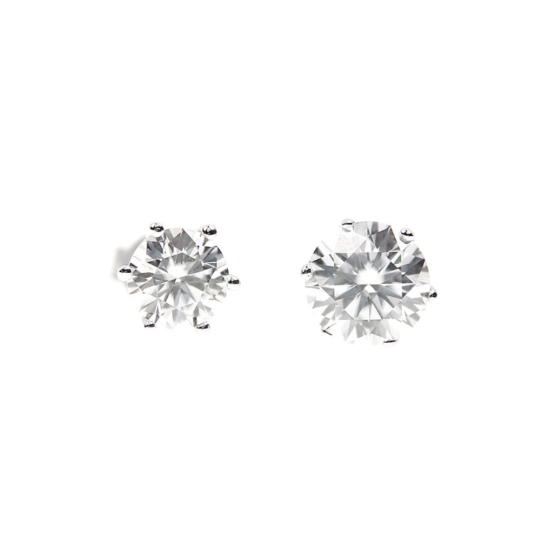 推荐商品：KREAM moissanite earrings莫桑钻嘻哈耳钉