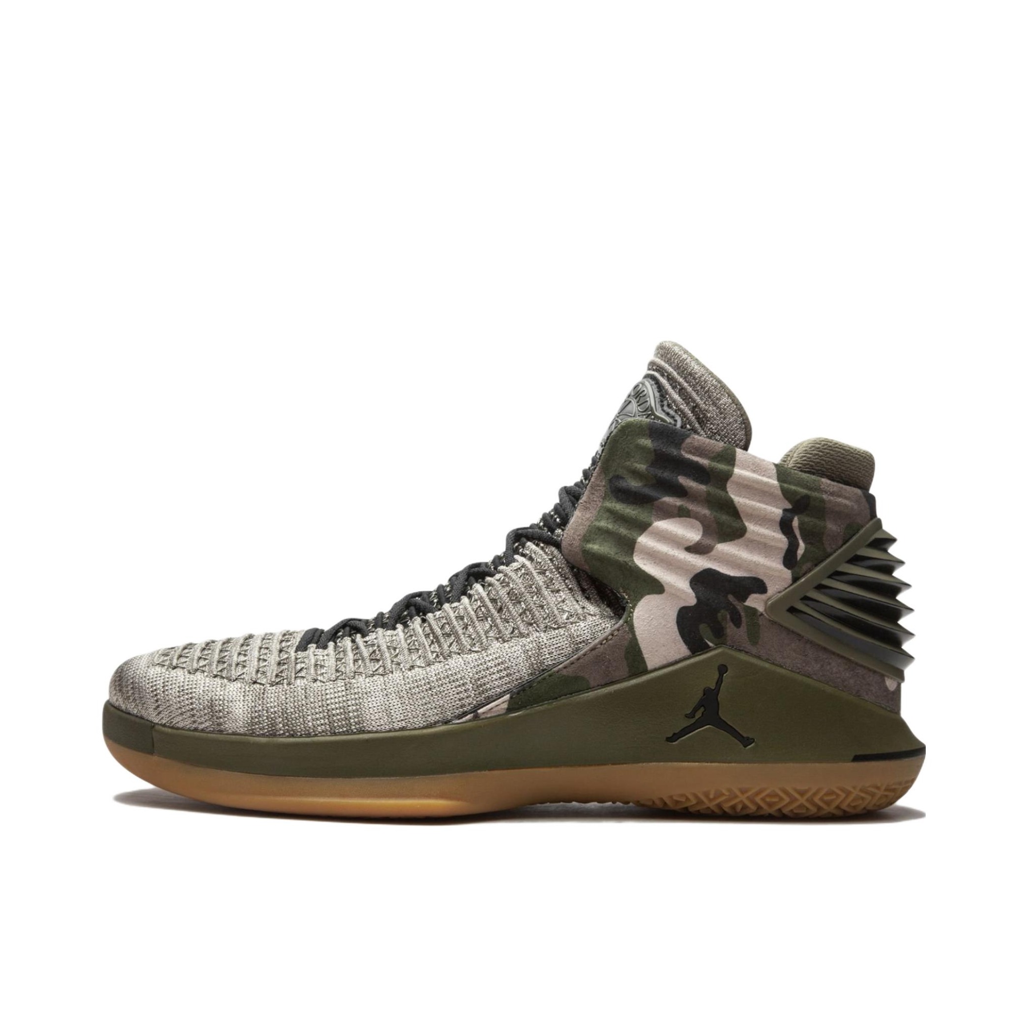 推荐商品：Air Jordan 32 篮球鞋 zoom air缓震支撑飞线实战防滑 Veterans Day (2018) 老兵节