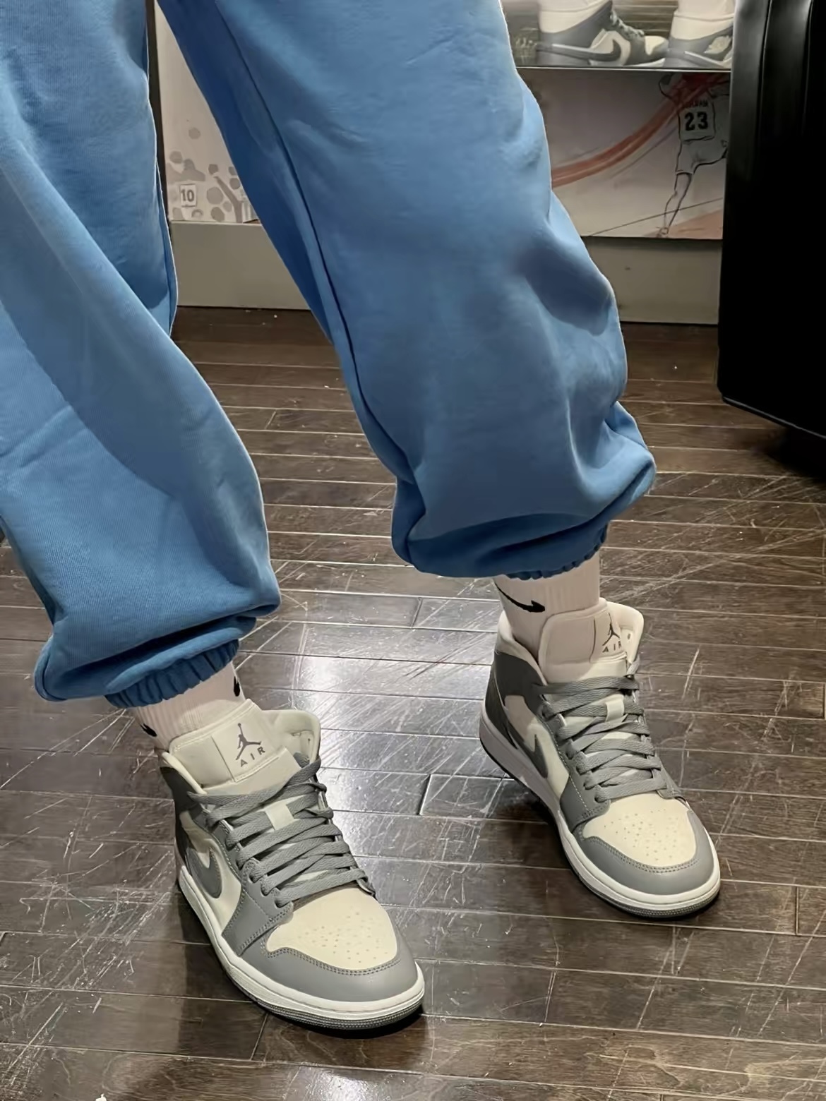 低饱和度灰白真的美🤖🤖🤖