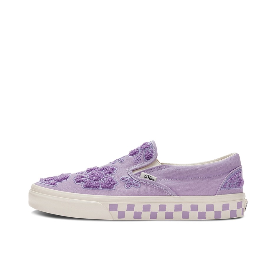 推荐商品：Vans/范斯 Classic Slip-on 防滑 简约 棋盘格 一脚蹬 百搭 休闲 帆布鞋 Emma Mulholland联名/紫色