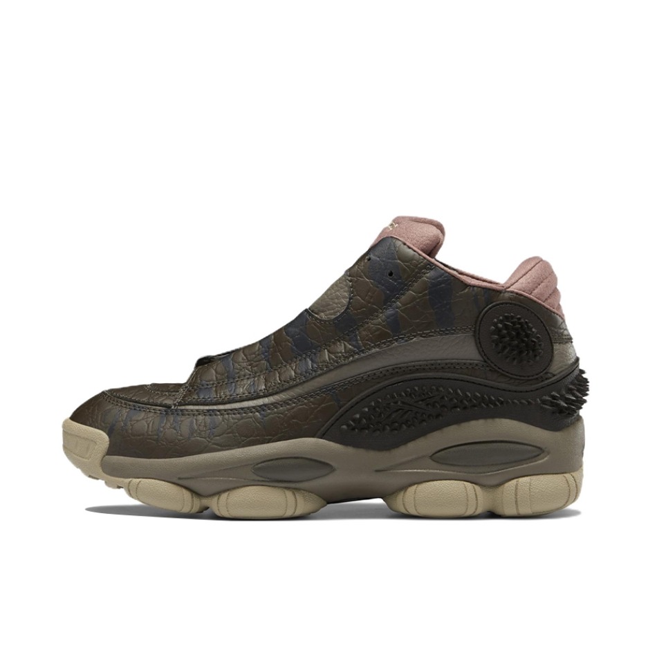 推荐商品：Reebok/锐步 Answer Dmx 亮面 透气 复古时尚 防滑耐磨 运动 篮球鞋 Giganotosaurus 棕色