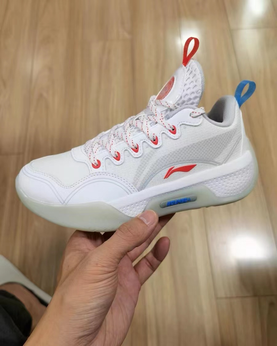 李宁 驭帅14 䨻 大童款