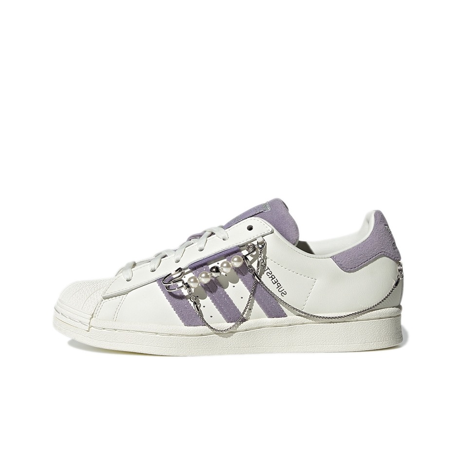 推荐商品：【宋雨琦同款】 adidas Originals Superstar 板鞋 轻便贝壳头薄底舒适百搭耐磨复古 白色/灰紫
