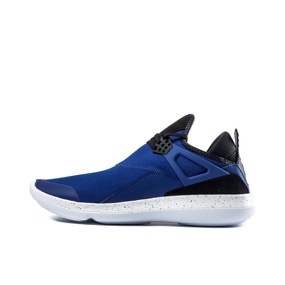 推荐商品：Jordan Fly '89 运动休闲鞋 舒适百搭减震耐磨低帮轻便 Deep Royal Blue 蓝色/白色
