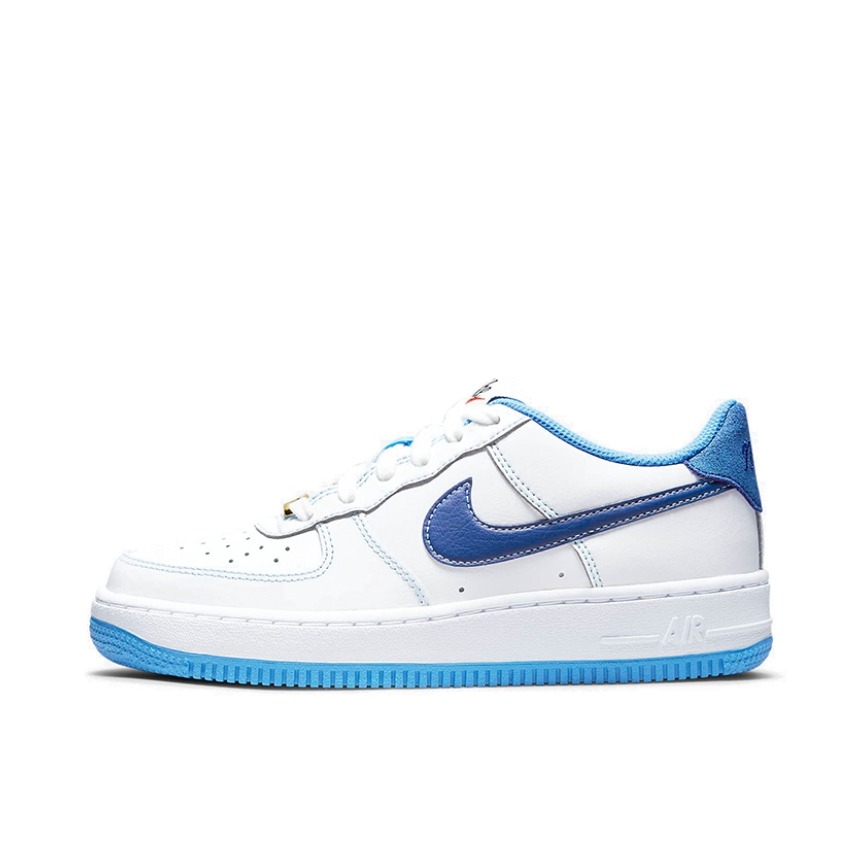 推荐商品：Nike Air Force 1 空军一号 板鞋 轻便舒适百搭耐磨防滑复古 白色/北卡蓝/深蓝色