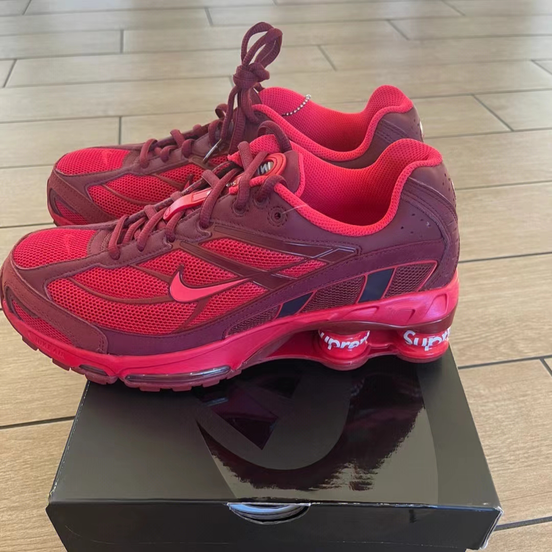 多个联名赋予更多时尚属性，Nike Shox 还能再红一次吗🥂？