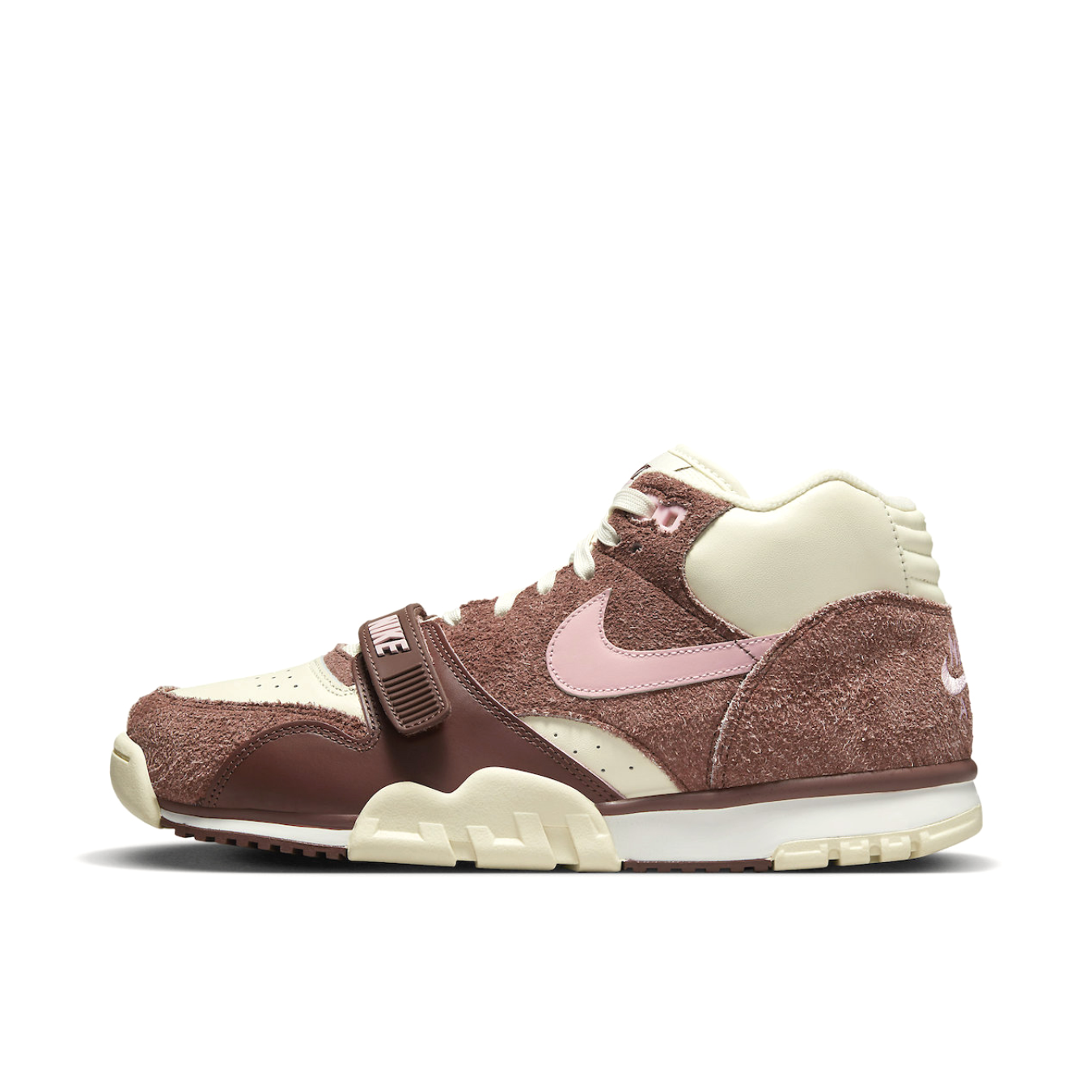 推荐商品：Nike/耐克 Air Trainer 1 训练鞋 滑板鞋 透气轻便复古 Valentine’s Day 情人节/棕色/白色