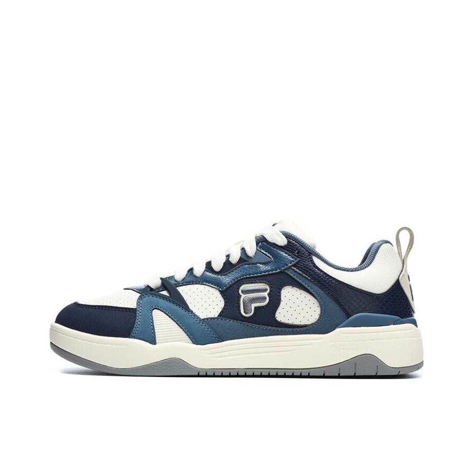 推荐商品：FILA/斐乐 Fusion Smash 合成革 防滑耐磨 轻便透气 减震 复古 板鞋 微白/白令海