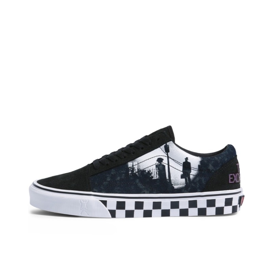 推荐商品：Vans/范斯 Old Skool 滑板鞋 板鞋 轻便防滑复古舒适经典 HORROR联名/黑色/棋盘底