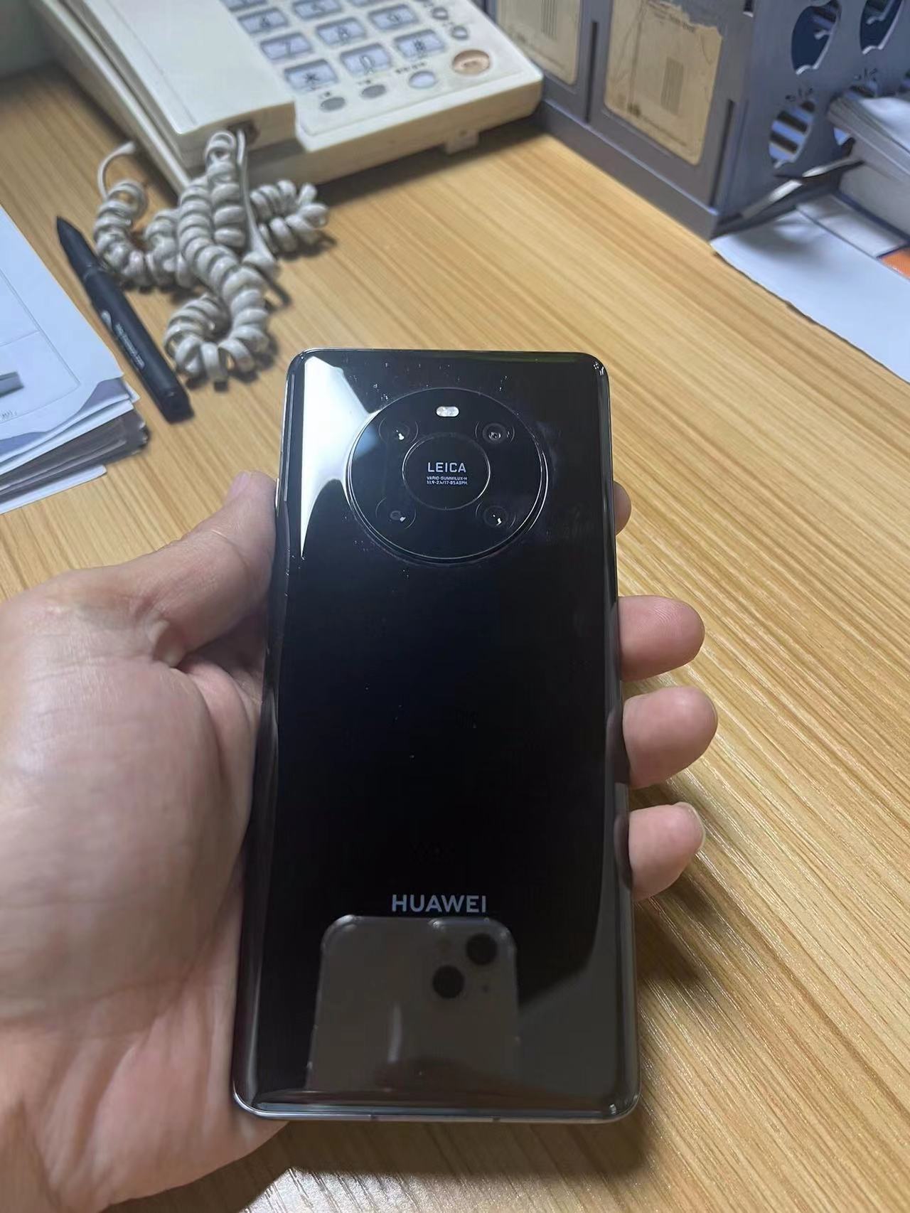 纠结过后还是入手了Mate 40E