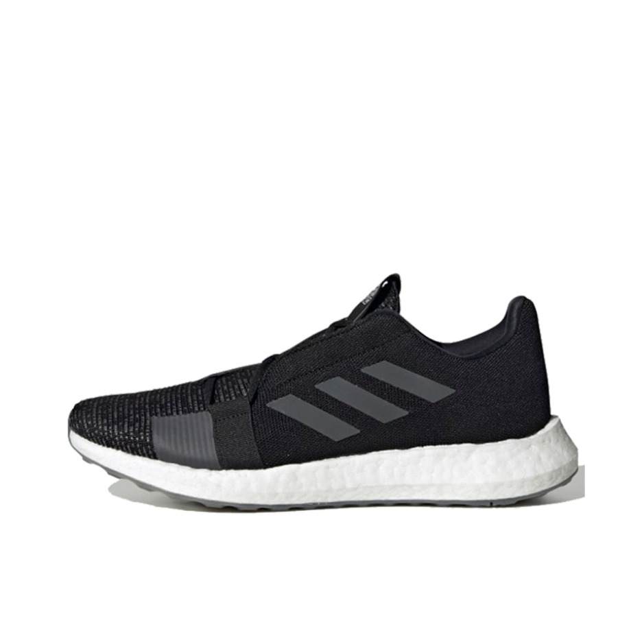 推荐商品：adidas SenseBoost Go 跑鞋 防滑耐磨透气织物减震轻运动圆头 黑色/淡灰