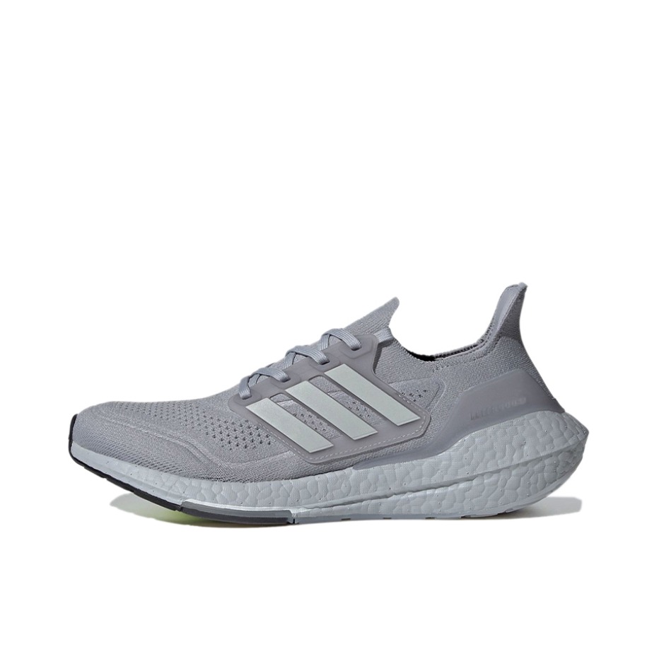 推荐商品：adidas UltraBoost 21 跑鞋 经典透气缓震织物防滑支撑防水马拉松抗扭转回弹圆头 Halo Silver 灰色/银色