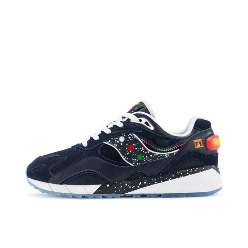 推荐商品：Saucony/索康尼 Shadow 6000 经典复古 防滑耐磨 舒适休闲 透气 防水 织物 运动 跑鞋 冬日童话 兰白